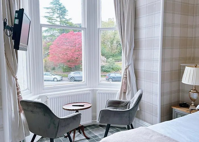 Vila Rayrigg At Windermere